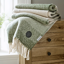 Trending Category - Throws - Green throw