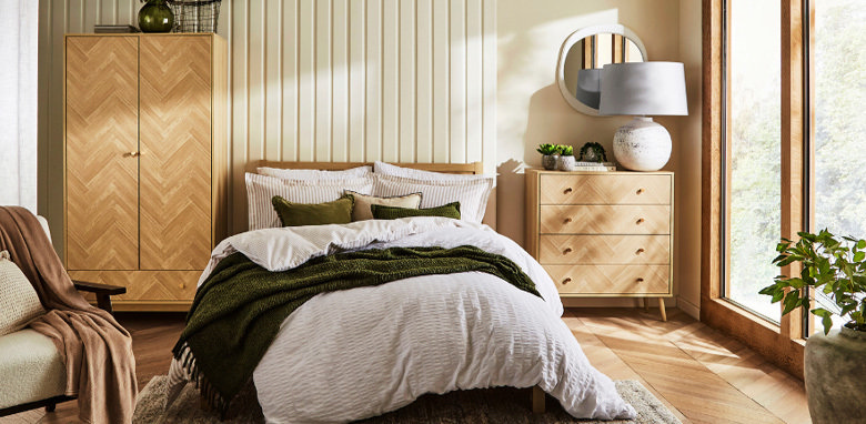 How to dress your bed like a five star hotel