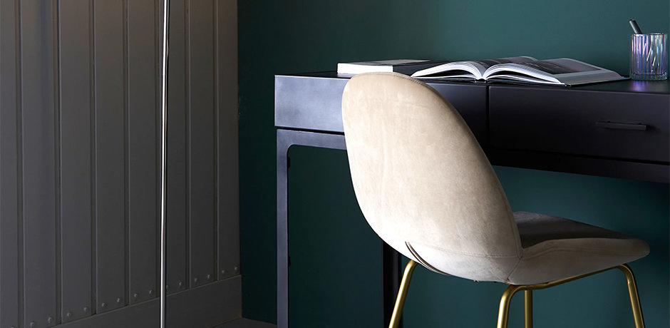how to declutter and organise your office