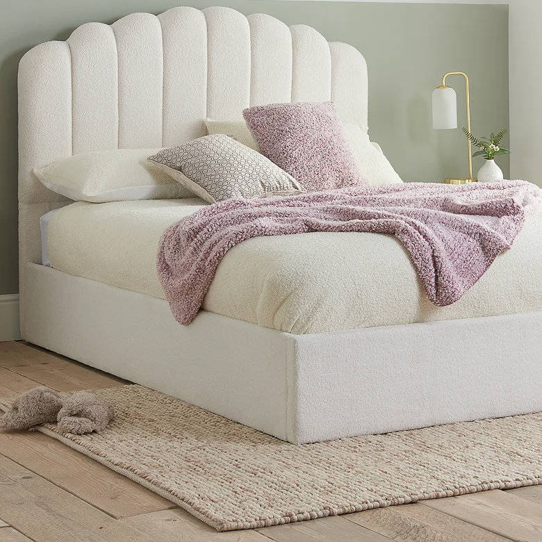 spring cleaned bedroom with tidy floor and rug