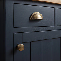 Cabinet Handles & Knobs