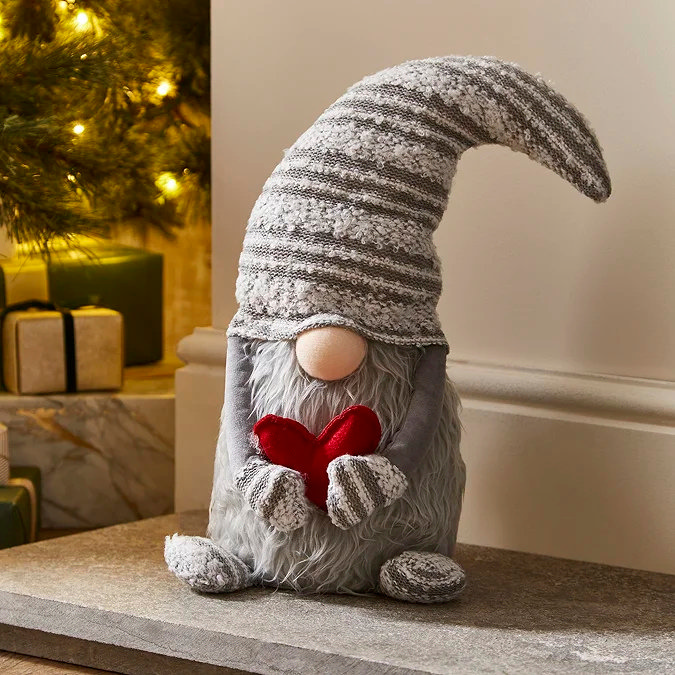 Grey Christmas gonk holding red heart