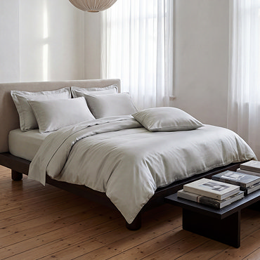 Cotton sateen duvet cover in silver image 2