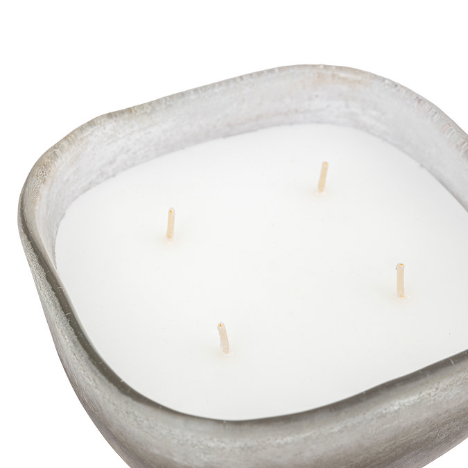 Arizona Large Candle Amber and Lilly