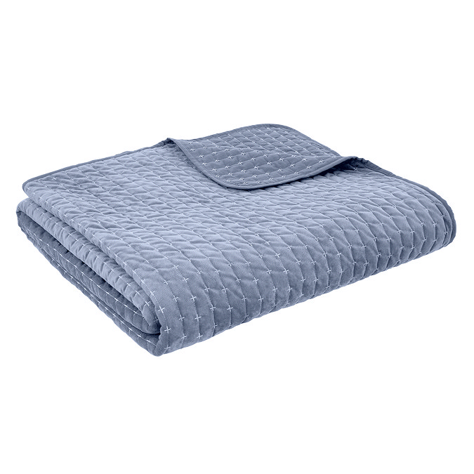 attica bedspread in blue