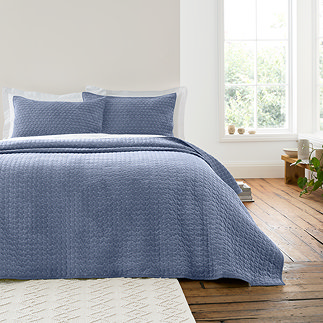 attica bedspread in blue