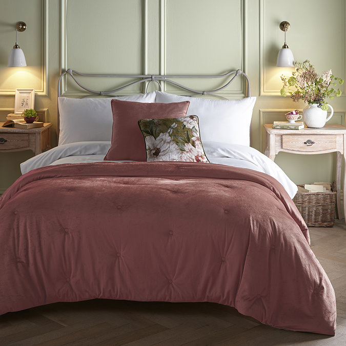 Austell Bedspread Rose