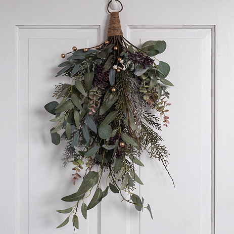 Avery rustic eucalyptus swag