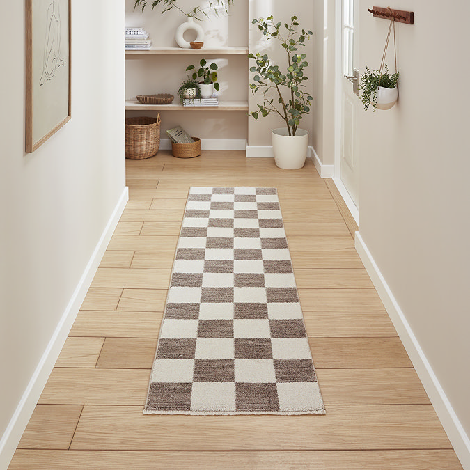 image of grey and cream checkered runner in hallway