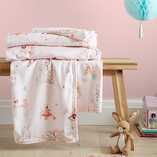 fairytale throw image