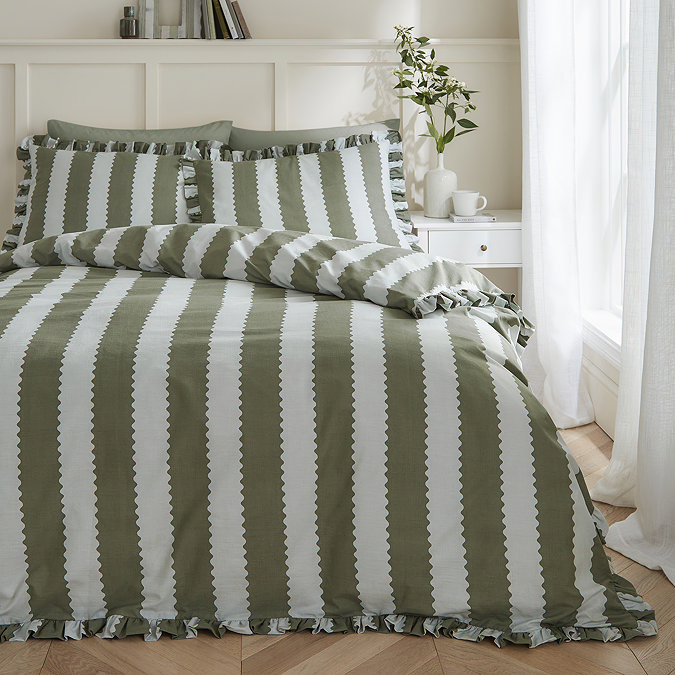 Birdie Green Neutral Room