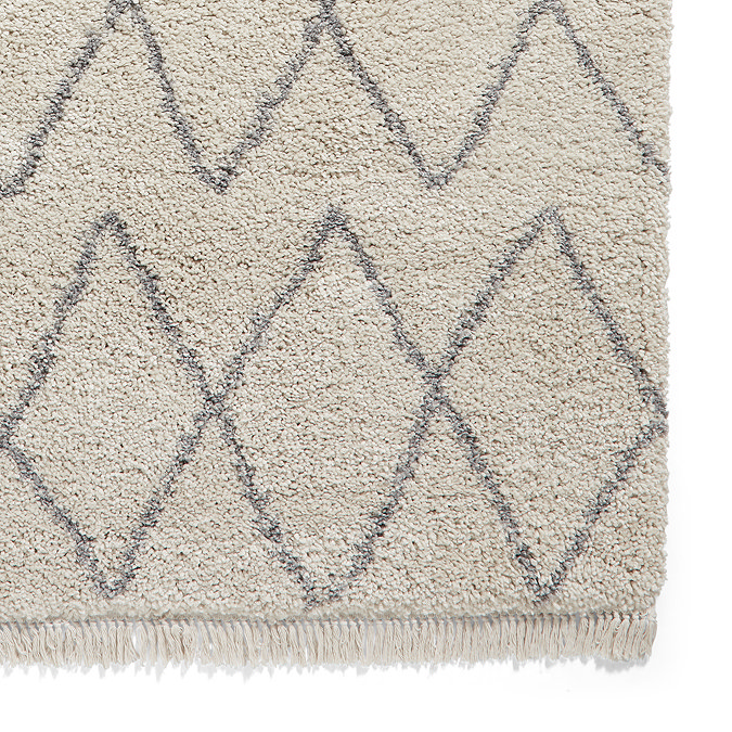 Boho cream and grey rug close up image 5