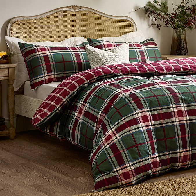 Braemar Check Duvet Berry/Pine