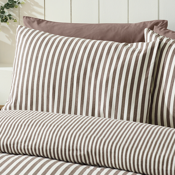 Brushed Stripe chocolate image