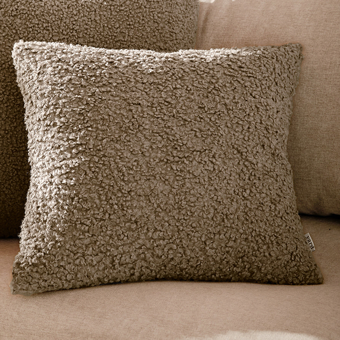 cabu cushion copy