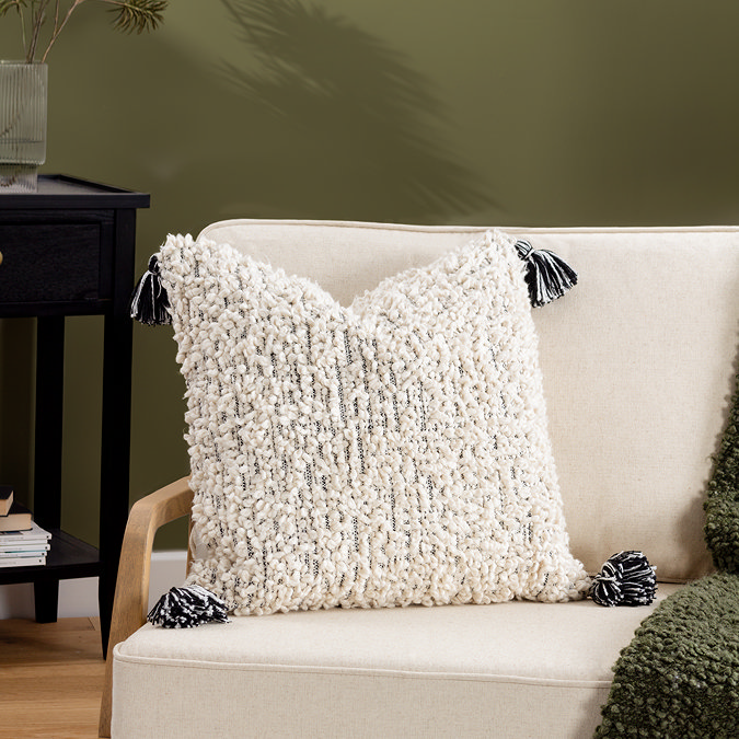 Cambre Boucle Cushion image