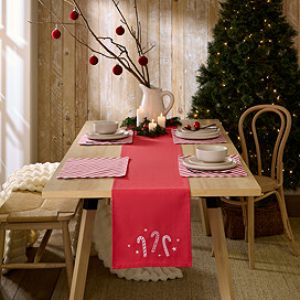 Candy CAne Table runner on table