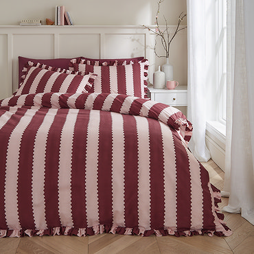 Candy Stripe Duvet Cover Set Burgundy Front Shot With Throw