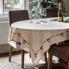 Bows Table Cloth Main