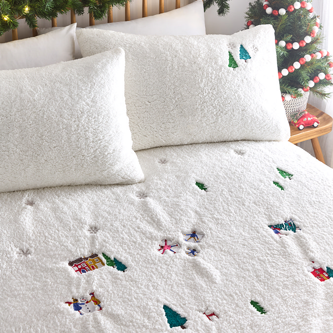 Christmas Together Duvet Close Up