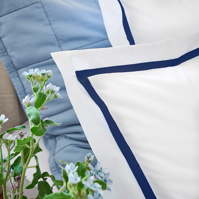 Beaumont duvet cover set with navy border image