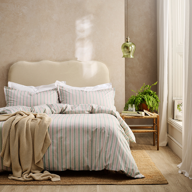 Calder Stripe Pink image