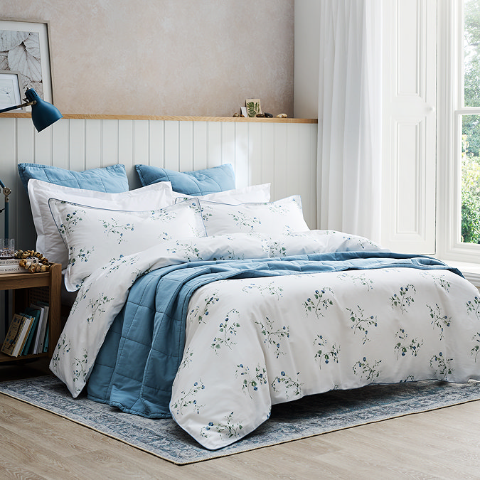 Forget me Knot Duvet Cover Set image