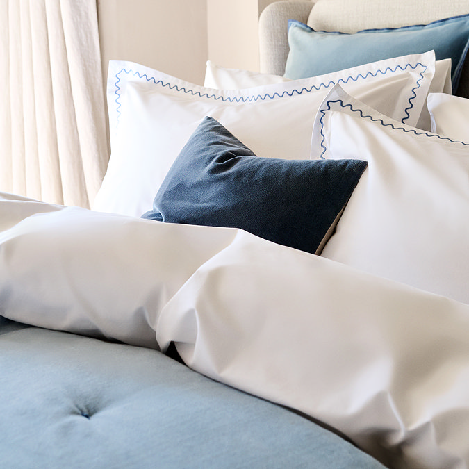 Wave Embroidery China Blue Duvet Cover Set image