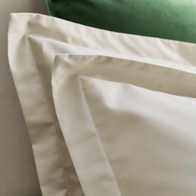 Classic Sateen Champagne Oxford Pillowcase image