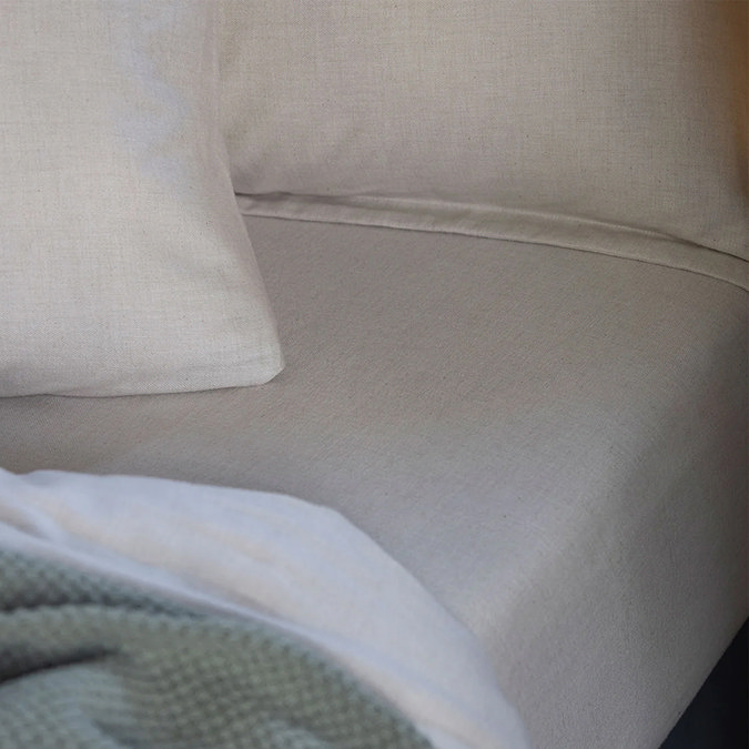 Christy oat fitted sheet image