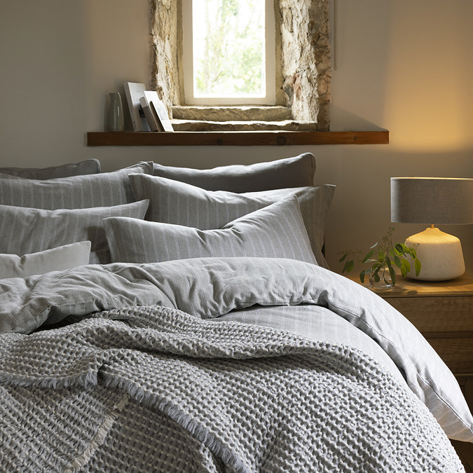 Christy Flannel Stripe Silver duvet cover set image