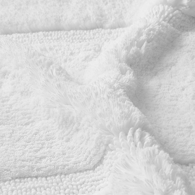 White Indulge Bath Mat image
