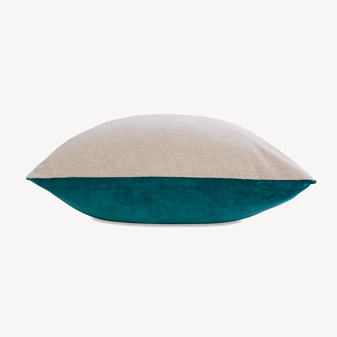 christy jaipur peacock