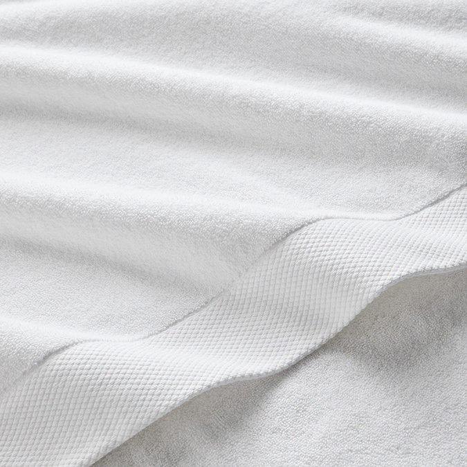 Luxe White Towels Image