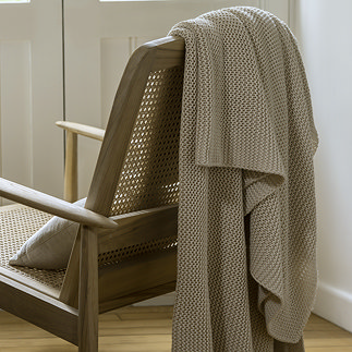 oslo ecru throw