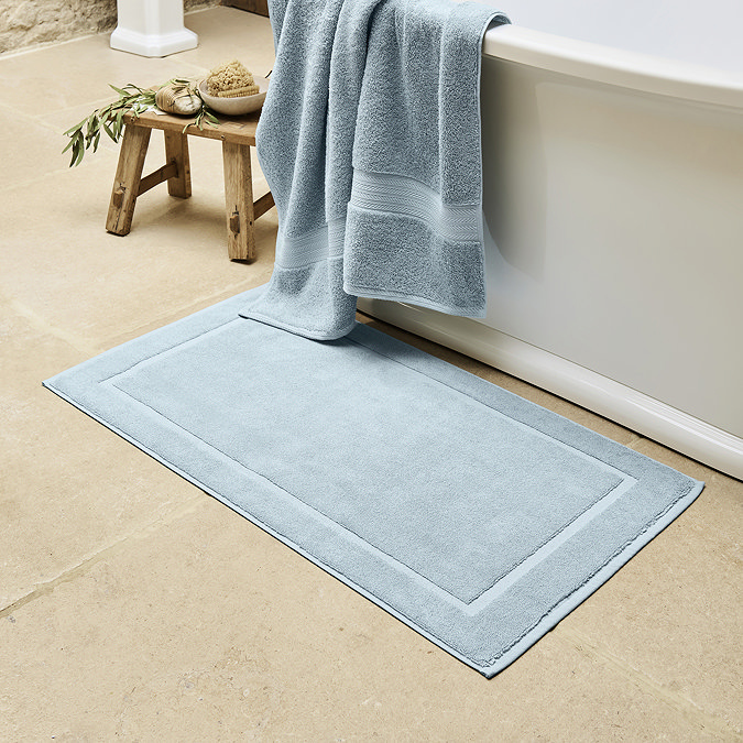 Renaissance Soft Chambray bath mat image