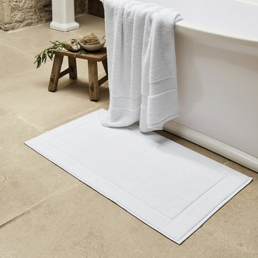 White renaissance bath mat image