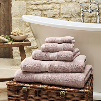 renaissance petal pink towel image