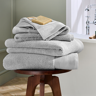 Platinum Signature Towel Image
