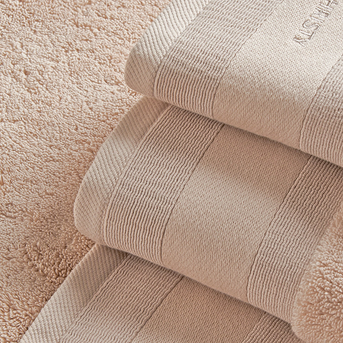 Shell Pink Signature Towel Image