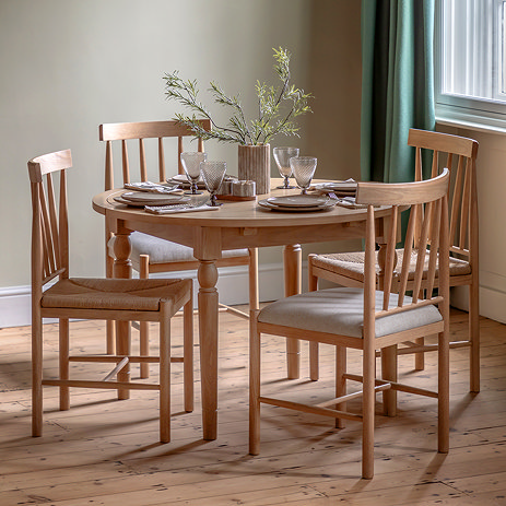 Coniston round extending dining table natural