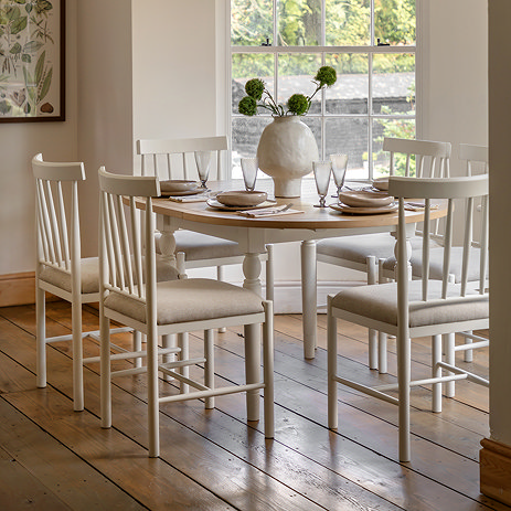 Coniston Round Extending Dining Table Natural