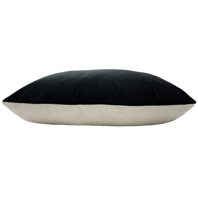 Contra Reversible Cushion in black