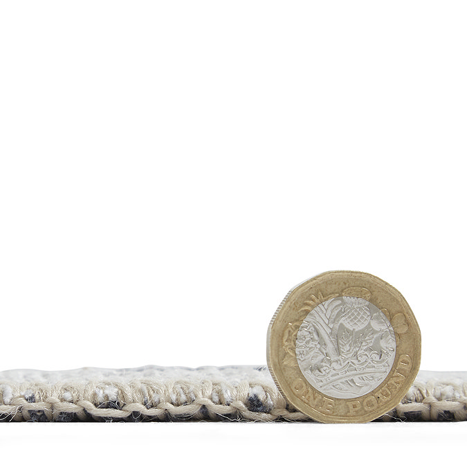 Coral Grey rug close up image 7