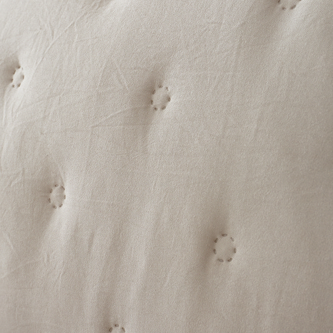 Nori Bedspread Cream Pattern