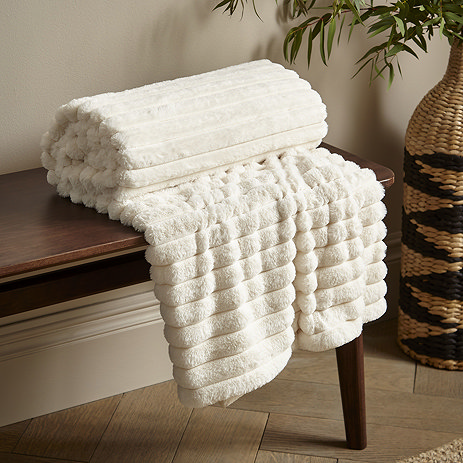 ribbed throw cream image 1