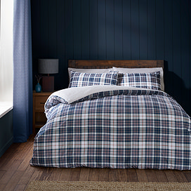 Cosy Sherpa Check Duvet Navy