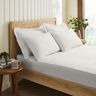 Cotton Percale 200TC Extra Deep Fitted Sheet - Cream main image
