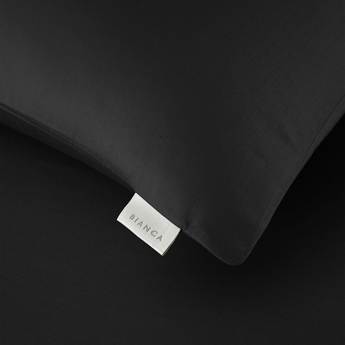 Stnad Black 3