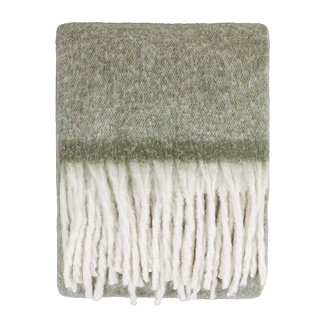 Cozy green throw image